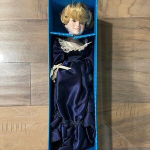 Vintage (but new) Princess Diana Porcelain Doll